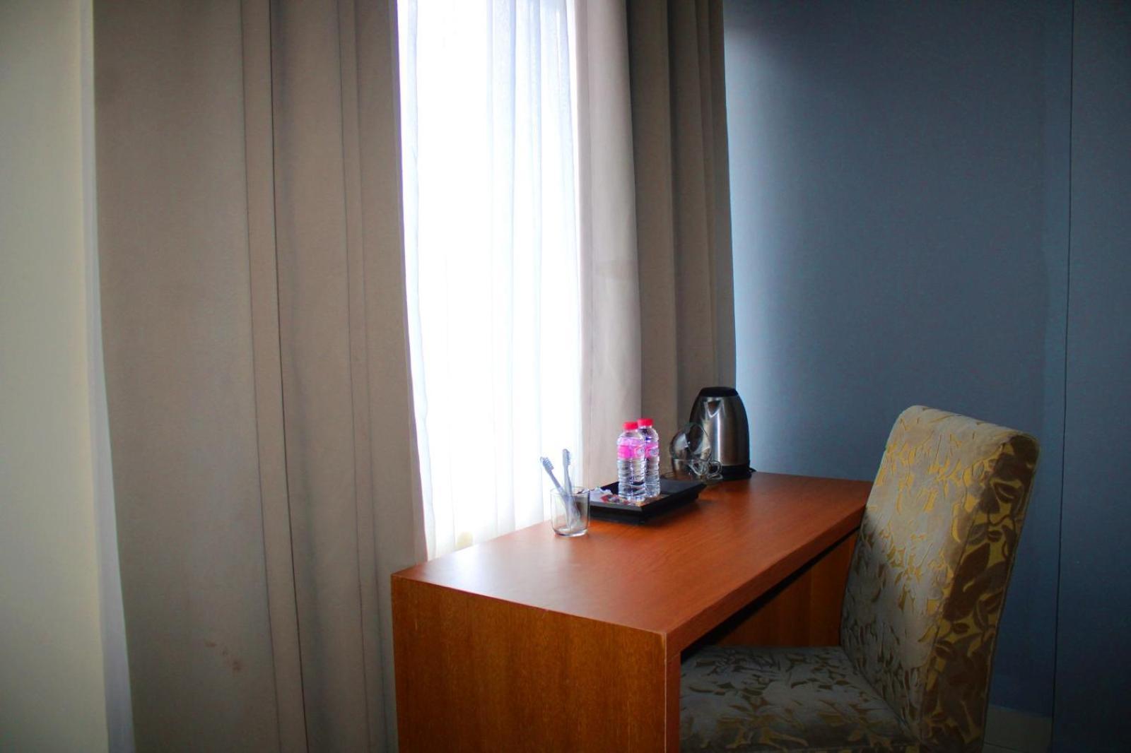 Maleosan Inn Manado Hotel Экстерьер фото