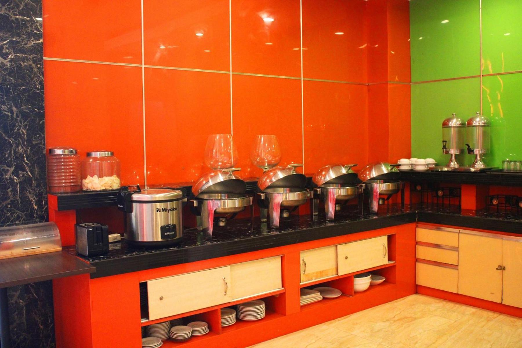 Maleosan Inn Manado Hotel Экстерьер фото